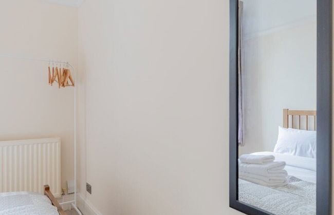 Roomy 3BD by Hampstead Heath! - Foto 9