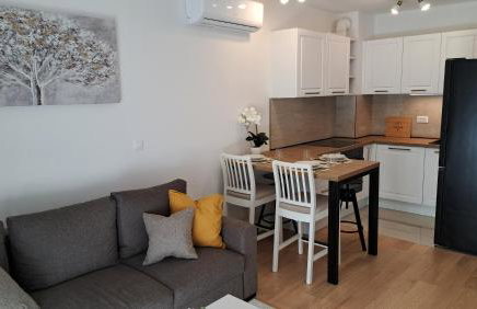 Split Terrace & Free Parking Apartment - Foto 1