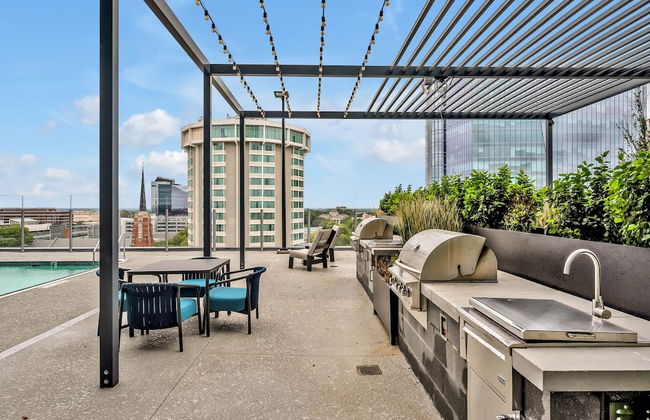 High-rise Apt Raleigh Free Parking Sunset View 2 - Foto 46