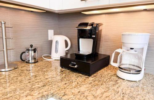 Stylish 3-BR with Private Pool & Conservation View - Foto 29