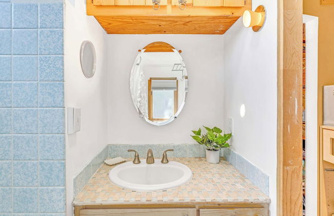 Quaint Carmel - Bungalow Close to Beach - Foto 9