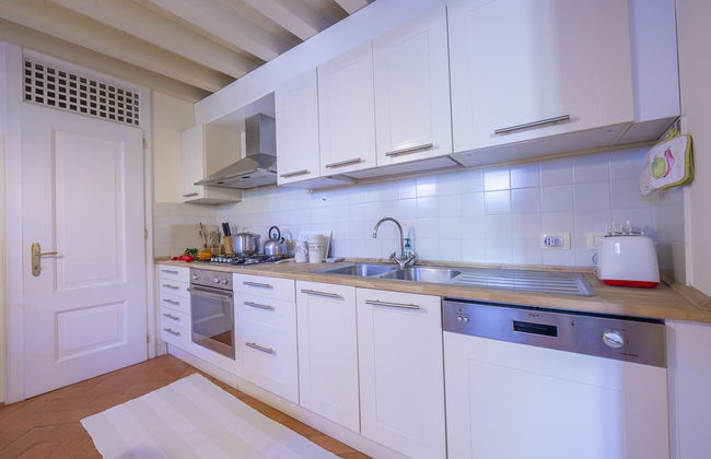 Villa Faccioli Bosso With Shared Pool - Foto 17