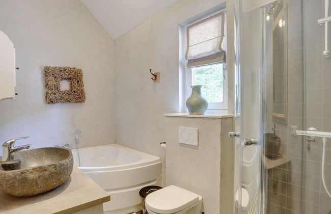 Holiday Home With a Terrace at Bedafse Bergen - Photo 10