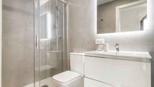 Picturesque apartment with terrace by REMS - Photo 4