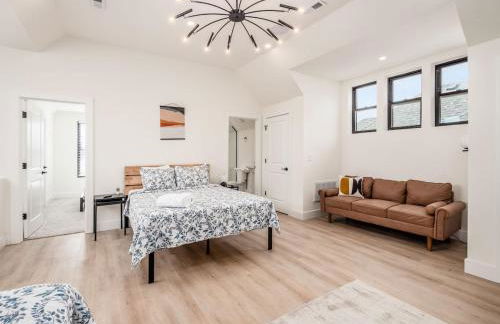 Modern Luxury 4BR 3 5BA Oasis in Historic Old Town East PD - Foto 29