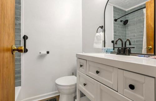 Housepitality - Electric Ave - 3 BDR and Hot Tub - Foto 21