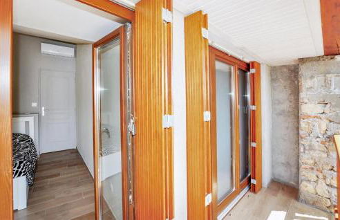 3 Bedroom Nice Home In Saint-Génis-Des-Fontai - Foto 8