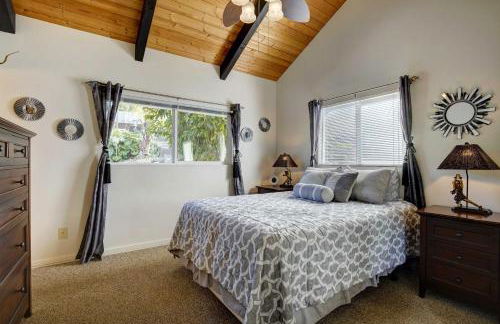 Cozy Kona Coast Apt with Lanai about 8 Miles to Beach! - Foto 11