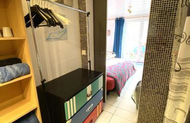 Charmant studio calme avec terasse & parking privé - Foto 9