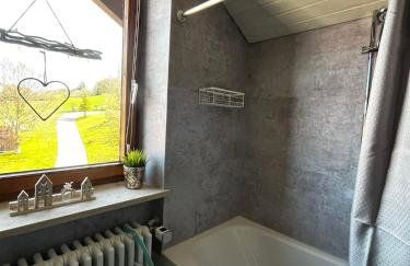 Sonnen-Juwel - Hallenbad, Sauna-2 getrennte Schlafbereiche, inklusive Bettwäsche, Handtücher, tolle Kinderausstattung - Foto 31