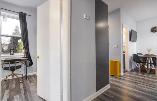 Three BR near Metlife with Laundry & Parking - Foto 14