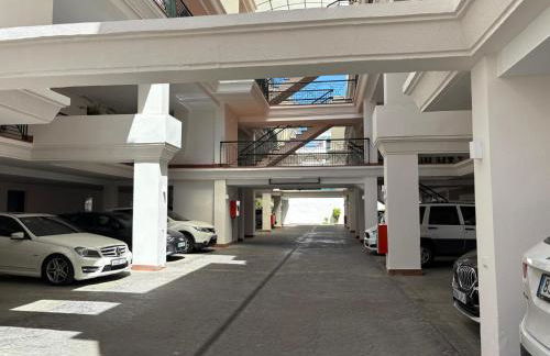 Precioso ático con piscina en Marbella - Foto 7