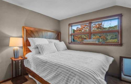 The Eagles Nest, Couples Escape - Hot Tub & Views! - Foto 34