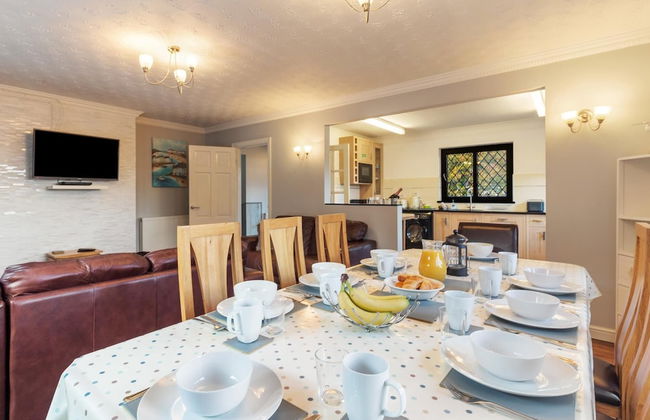 Hazelglade Cottage - Hot Tub, Games Room, Pet Friendly - Photo 5