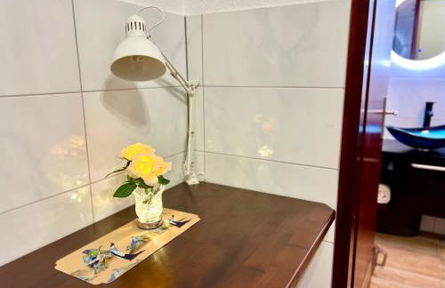 Stylish, Cozy & Quiet Apartment with one and half rooms in District 1 - Foto 38