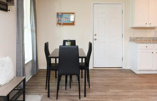 Close to Downtown, Beaches, and NAS! - Photo 17