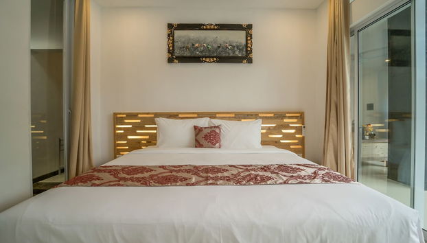 Puri Bagus Villa Legian Kuta - Foto 4, Habitación