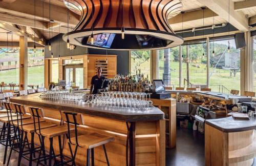 Hot Tub Luxe Retreat • Game Room • Lake • Bryce - Foto 48