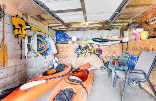 Spacious Edgerton Home with Private Beach and Views! - Foto 34