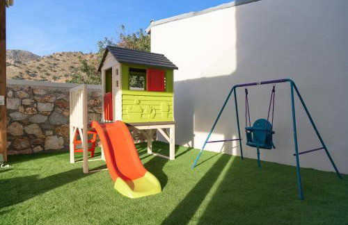 Sweet Sunshine Villa, Majestic Countryside Vistas, By ThinkVilla - Photo 23