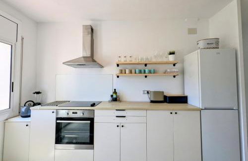 Charming Attic with Pool and Seaviews - Photo 8