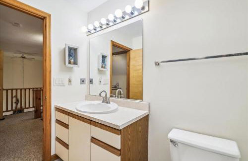 Glazebrook J5 3 Bedroom Townhome with Sauna & Fireplace - Foto 30