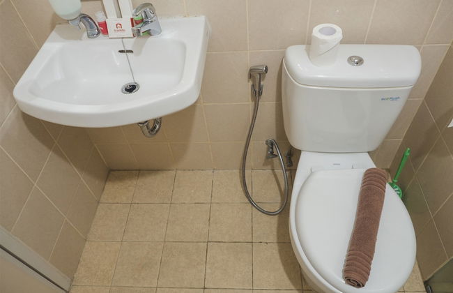 Compact 2BR with Sofa Bed at Parahyangan Residence - Foto 9