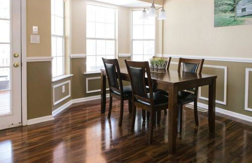 Peaceful Haven on Outskirts - Foto 24