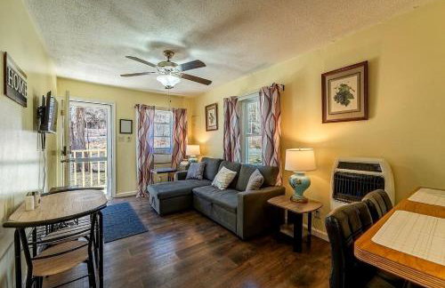 Quaint Cozy Cottage Perfect for a Peaceful Getaway in West Virginia - Foto 20