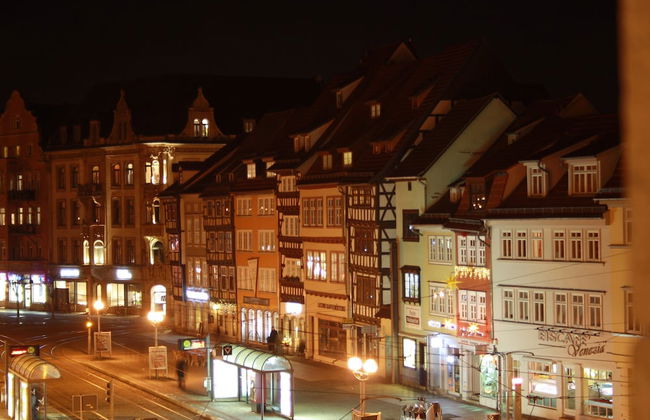 Mr.& Mrs. President - Photo 24