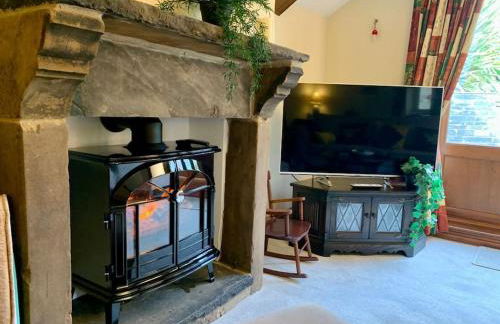 Bronte Stables - Cozy period house with parking and walled garden - Foto 5