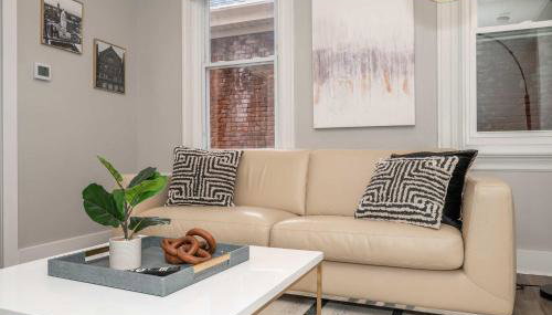 The Luxe Spot 1 - Foto 2