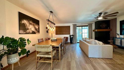 4BR Omaha Townhome | Perfect for Groups - Foto 3