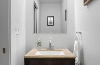 Spacious Home Garage Near Fountain Square-Family Friendly - Foto 50