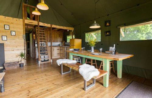 Awe Inspiring two storey tent - Foto 2