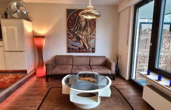 "Su Casa" Apartment Deluxe - with private underground parking space, near the botanic garden & university - Foto 1