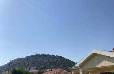 House with Garden in Peratata - 10' from City Center - Photo 2