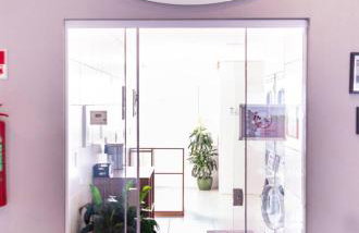 Loft aconchegante com varanda Campolim - Foto 8