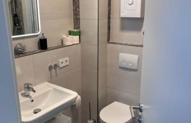 Modernes Apartment, 2 Zimmer, Küche, Playmobil Funpark - Foto 33