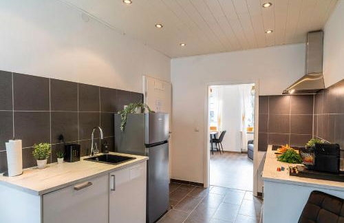 Deluxe Studio, PS4, Parken, Netflix, Klinikum - Foto 11