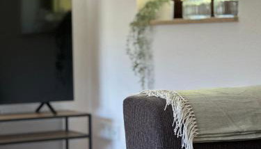 Ferienwohnung mit Ausblick Dachterrasse ideal für Paare und Hund direkt am Wanderweg 15 min zum Wasserfall und Hängebrücke - Foto 4
