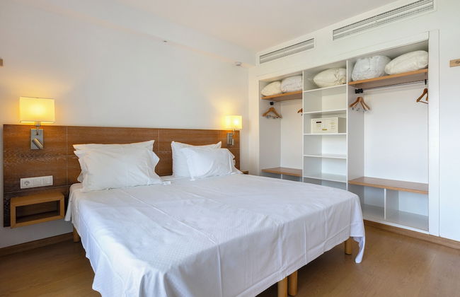 Hipotels Apartamentos Cala Bona - Photo 5