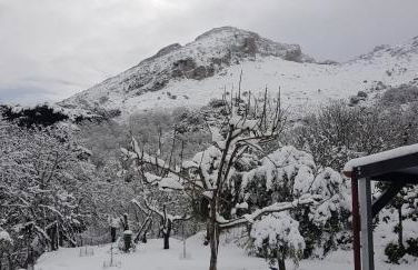 Sofia Mountain Getaway - Photo 12