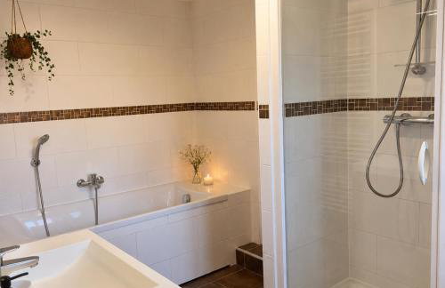 Maison charmante avec jardin à 7 min de Giverny, Sauna, Wifi, parking gratuit dans la rue, calme - Foto 15