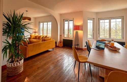 La Villa en Loire, avec Jacuzzi 6 places, Piscine chauffée, boulodrome, salle de jeu, 6 Chambres, vue Loire, 350M2 - Foto 20