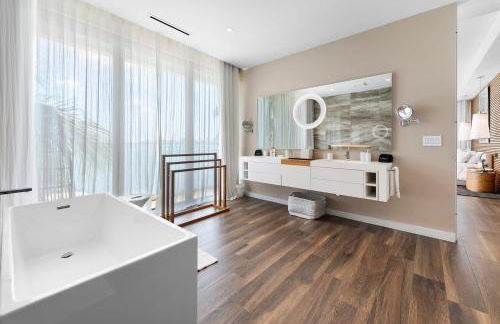 Best Bayfront View New construction w pool - Foto 47