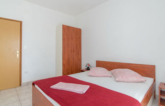 Apartments Neva- Standard Two Bedroom Apartment With Terrace and Sea View - Foto 5