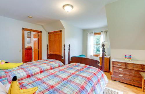 Meriden Village of Plainfield Home with Backyard - Foto 24