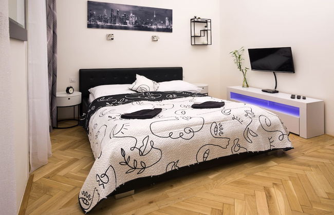 Black & White Apartment by Wenceslas Sq. - Foto 16