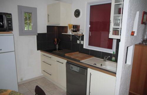 T2 climatisé à 500m de la plage sur la presqu'ile de Saint Mandrier sur Mer - Photo 4